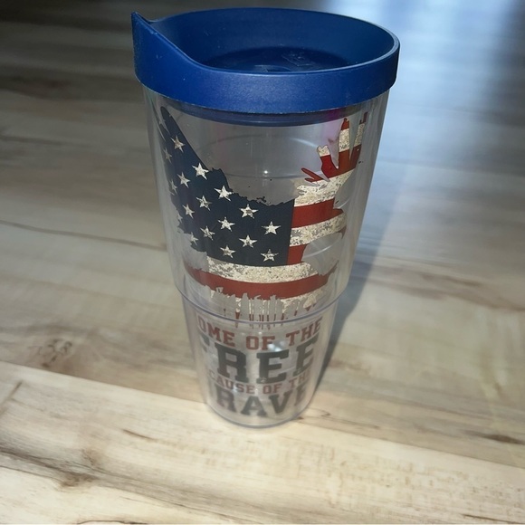 Tumblers Set of 4 Water Bottles Starbucks Tervis Under Armor Slim - Picture 6 of 12